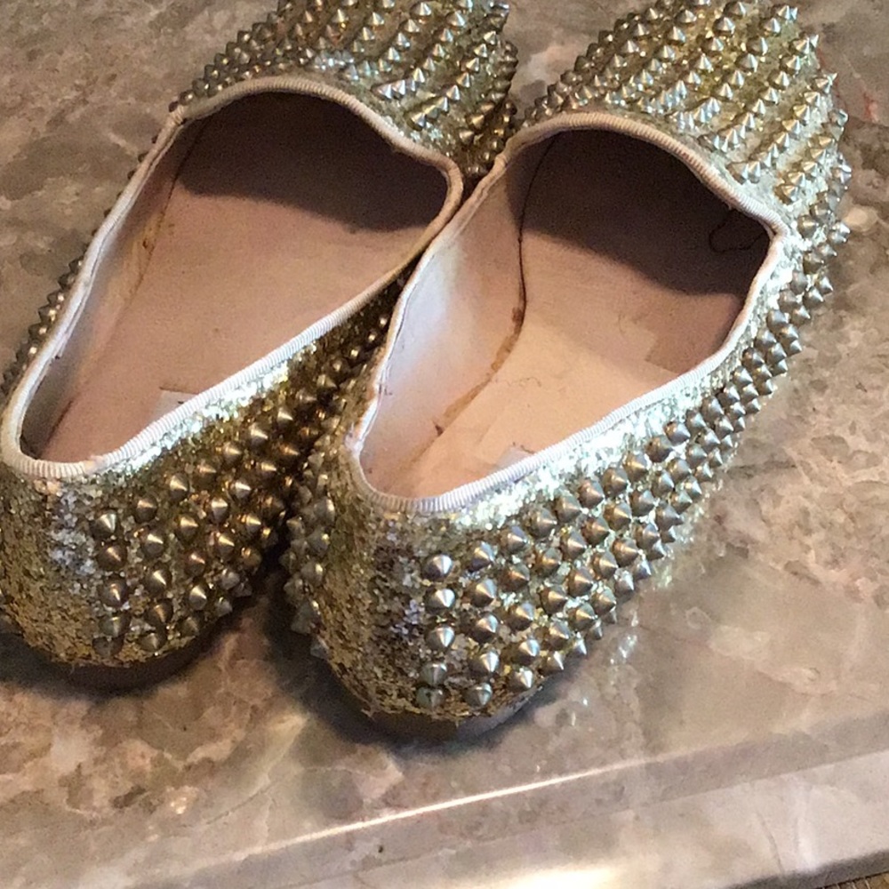 Shoe - Picture 4 of 4
